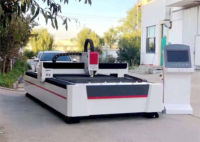 fiber laser cutting machine