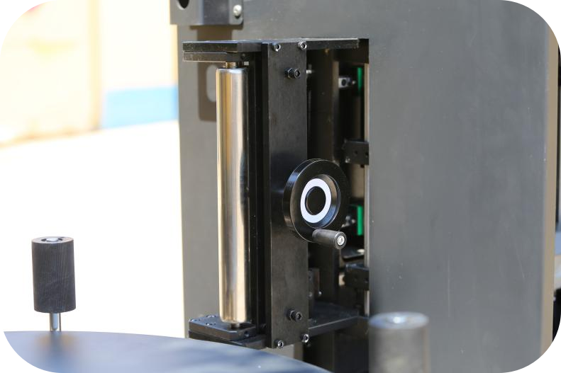 Material Flattening & Straightening structure